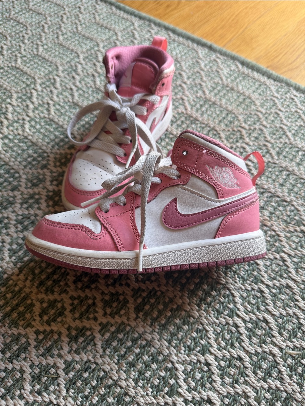 Little girl Nike Air Jordan
